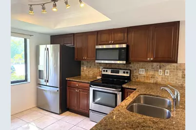 7750 Eagle Creek Drive #7750, Sarasota, FL 34243 - Photo 7