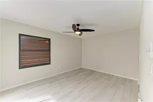 813 Spring Lakes Blvd, Bradenton, FL 34210 - Photo 23