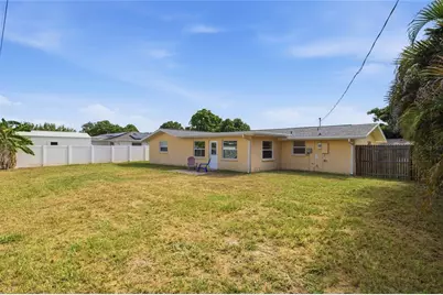 1786 Coconut Drive, Venice, FL 34293 - Photo 33