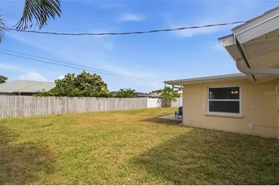 1786 Coconut Drive, Venice, FL 34293 - Photo 37