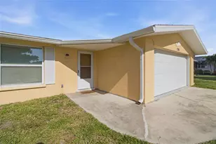1786 Coconut Dr, Venice, FL 34293 - Photo 5