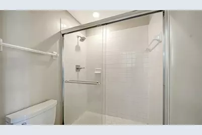 8735 Olde Hickory Avenue #8105, Sarasota, FL 34238 - Photo 15