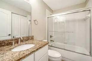 8735 Olde Hickory Ave, Sarasota, FL 34238 - Photo 17