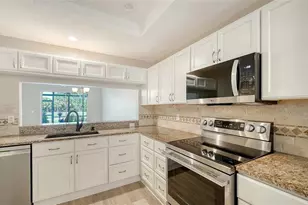 8735 Olde Hickory Ave, Sarasota, FL 34238 - Photo 5