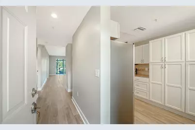 8735 Olde Hickory Avenue #8105, Sarasota, FL 34238 - Photo 3