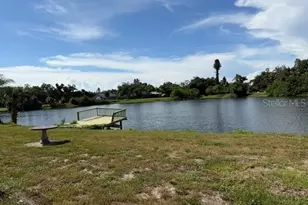987 Shasta Rd, Venice, FL 34293 - Photo 5