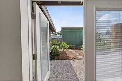 2350 Loma Linda Street, Sarasota, FL 34239 - Photo 35