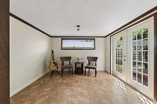 2350 Loma Linda St, Sarasota, FL 34239 - Photo 23