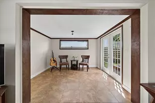 2350 Loma Linda St, Sarasota, FL 34239 - Photo 17