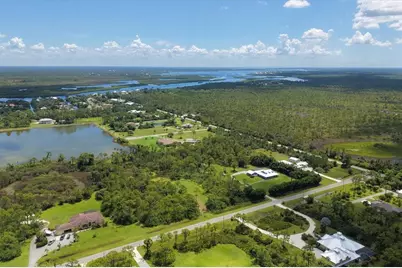 9008 Falcon Court, Venice, FL 34293 - Photo 5
