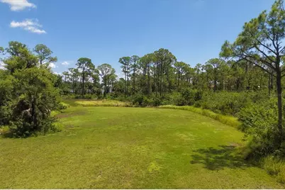 9008 Falcon Court, Venice, FL 34293 - Photo 11
