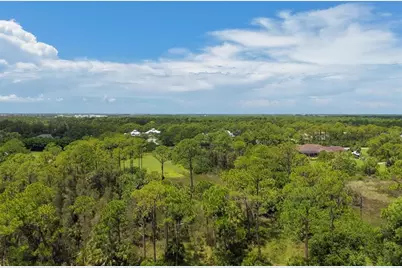 9008 Falcon Court, Venice, FL 34293 - Photo 23