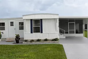 39518 Sterling Dr, Zephyrhills, FL 33542 - Photo 1