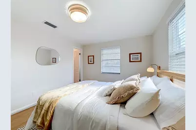 202 Peacock  Unit B Lane #B, Holmes Beach, FL 34217 - Photo 21