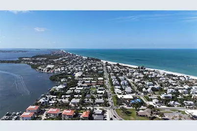 202 Peacock  Unit B Lane #B, Holmes Beach, FL 34217 - Photo 55