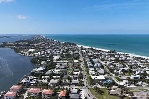 202 Peacock Ln, Holmes Beach, FL 34217 - Photo 55