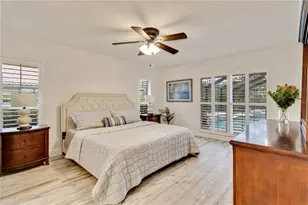 464 Yacht Harbor Dr, Osprey, FL 34229 - Photo 11