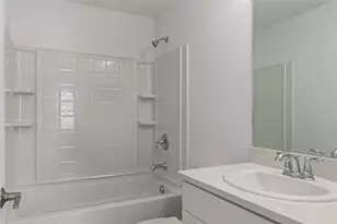 6357 Fairmont Ln, Palmetto, FL 34221 - Photo 11