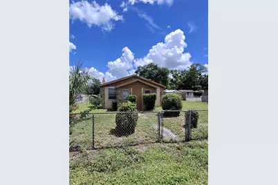 2118 1st Avenue E, Palmetto, FL 34221 - Photo 1