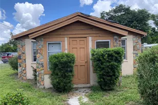 2118 1st Ave E, Palmetto, FL 34221 - Photo 3