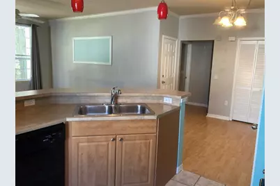 5541 Rosehill Road #101, Sarasota, FL 34233 - Photo 7