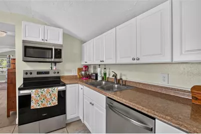 5161 Rena Street N, Saint Petersburg, FL 33709 - Photo 7