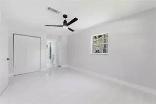 639 Hand Ave, Sarasota, FL 34232 - Photo 19