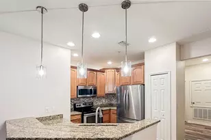 4218 Via Piedra Cir, Sarasota, FL 34233 - Photo 17