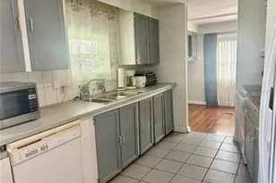 1601 Midlothian St, Sarasota, FL 34234 - Photo 5