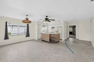 3913 W Cass St, Tampa, FL 33609 - Photo 13