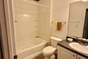 4802 51st Street W, Bradenton, FL 34210 - Photo 5