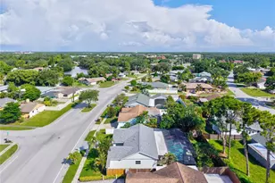 6617 Mauna Loa Blvd, Sarasota, FL 34241 - Photo 55