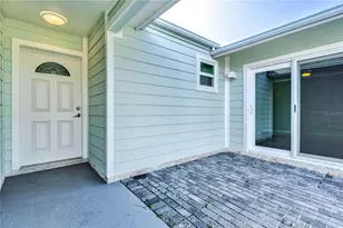 6617 Mauna Loa Blvd, Sarasota, FL 34241 - Photo 9
