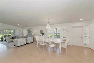 2133 Burgos Dr, Sarasota, FL 34238 - Photo 7