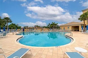 2133 Burgos Dr, Sarasota, FL 34238 - Photo 19