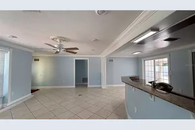 3100 Lake Ridge Drive, Sarasota, FL 34237 - Photo 3