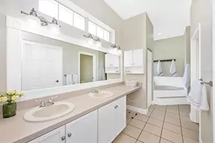 1901 Joshua Dr, Sarasota, FL 34240 - Photo 21