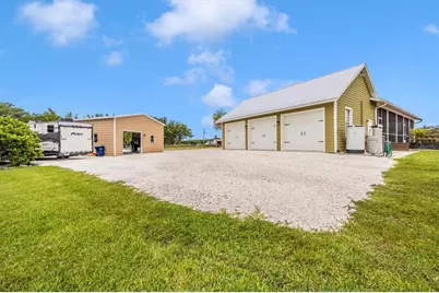 1901 Joshua Drive, Sarasota, FL 34240 - Photo 51