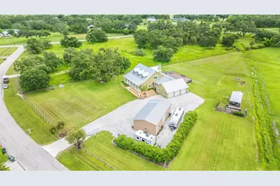 1901 Joshua Drive, Sarasota, FL 34240 - Photo 57