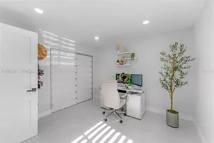 1180 NW 124 Pl, Miami, FL 33182 - Photo 13