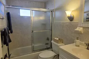 415 Oakwood Blvd W, Sarasota, FL 34237 - Photo 23