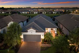 11112 Devonbridge Dr, Palmetto, FL 34221 - Photo 1