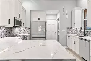 4361 Turnberry Cir, North Port, FL 34288 - Photo 7