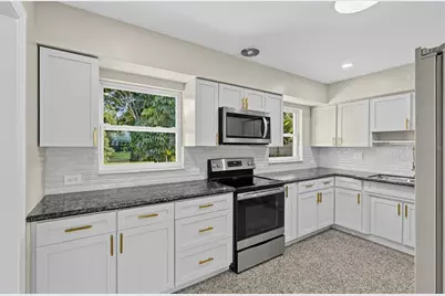 5825 21st Avenue S, Gulfport, FL 33707 - Photo 7