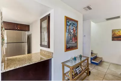 903 Byron Lane, Sarasota, FL 34243 - Photo 11