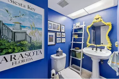 903 Byron Lane, Sarasota, FL 34243 - Photo 19