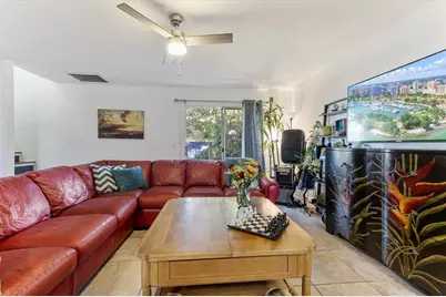 903 Byron Lane, Sarasota, FL 34243 - Photo 7
