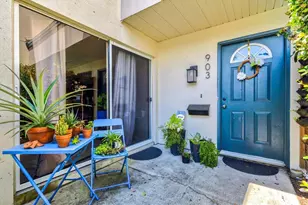 903 Byron Ln, Sarasota, FL 34243 - Photo 3