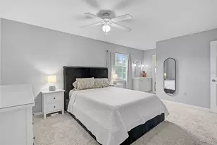1113 Derian Pl, Nokomis, FL 34275 - Photo 17