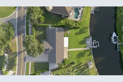 2303 Constitution Boulevard, Sarasota, FL 34231 - Photo 5